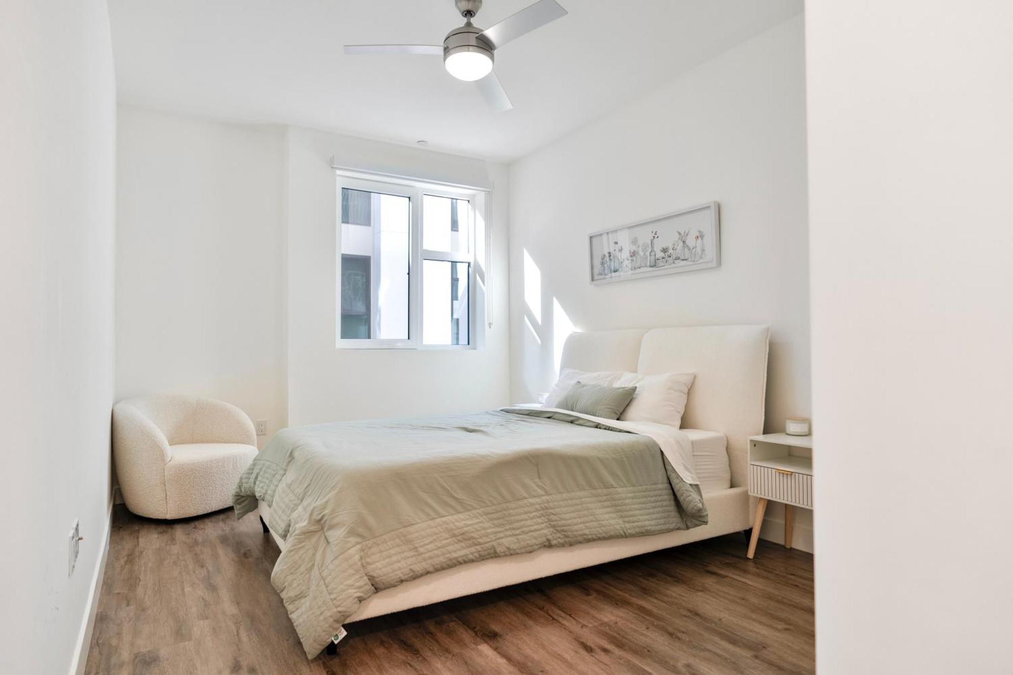 Ocean Breeze 2 Bed With Free Parking In Santa Monica Los Angeles